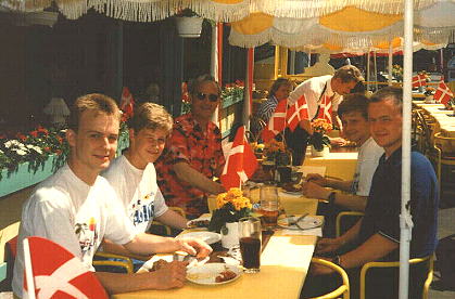 til frokostbord på DYREHAVSBAKKEN
